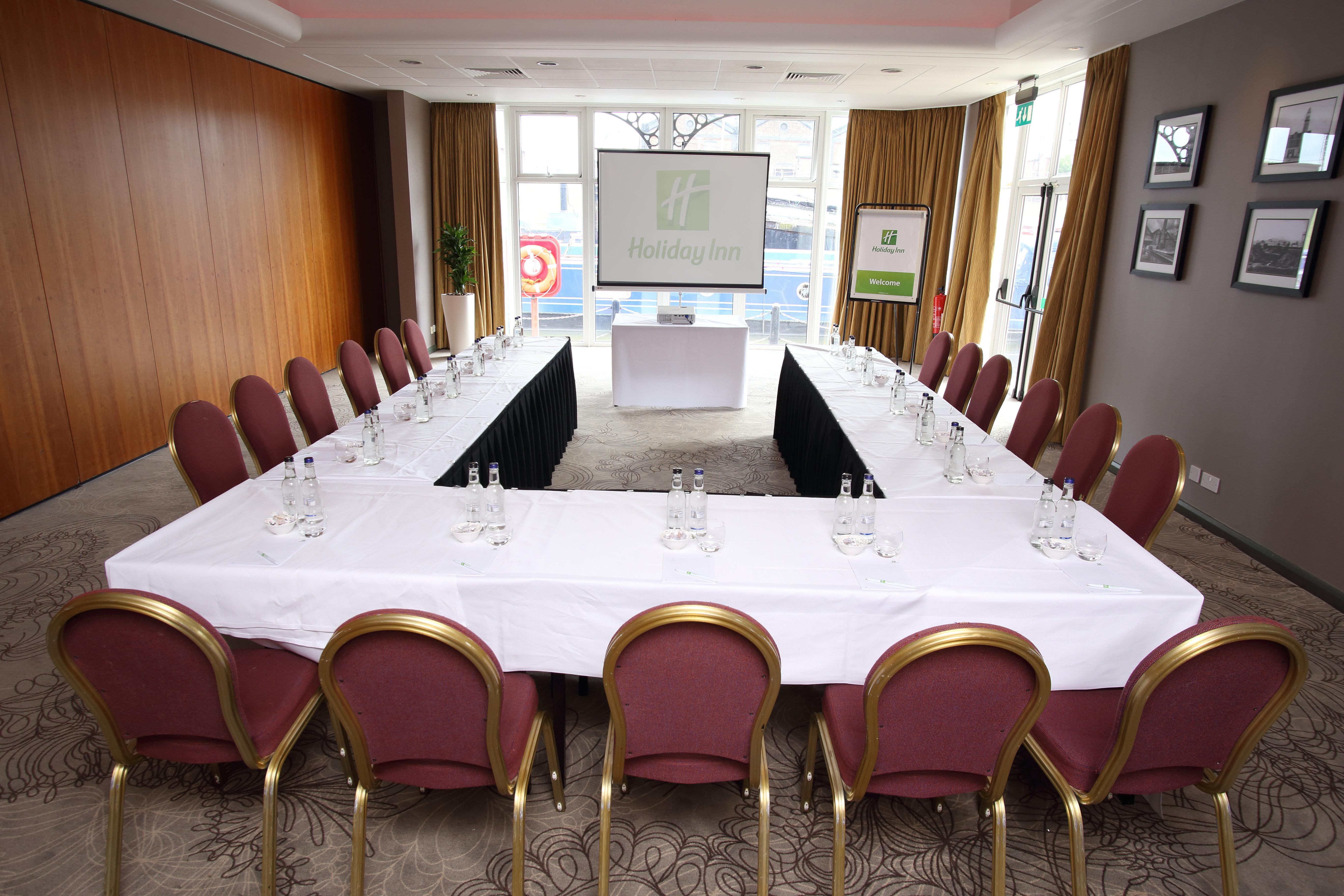 Holiday Inn Ellesmere Port/Cheshire Oaks By Ihg Exterior foto